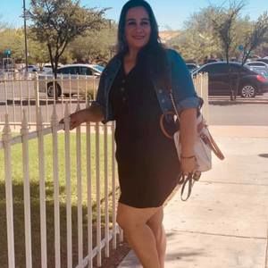 Meet your Posher, Claudia